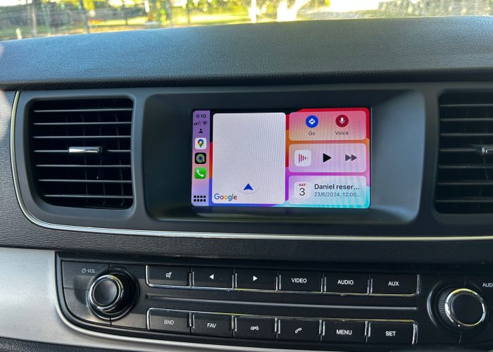 LDV Maxus Van rental Brisbane - infotainment screen Google display, Shalaby Group