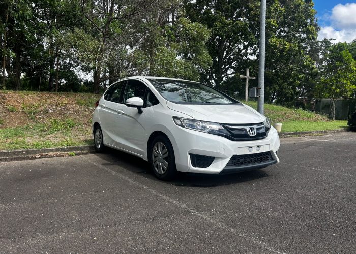 Honda Jazz 2020 rental Brisbane - white compact Jazz hatch side view, Mocars